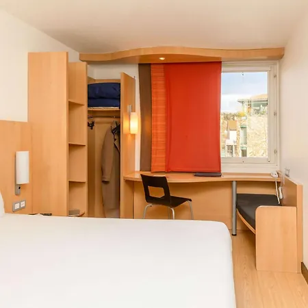 Ibis Le Puy-En-Velay Centre Hotel Exterior photo
