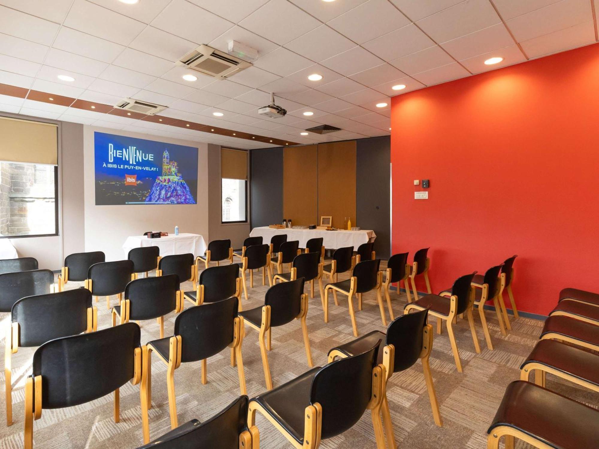 Ibis Centre